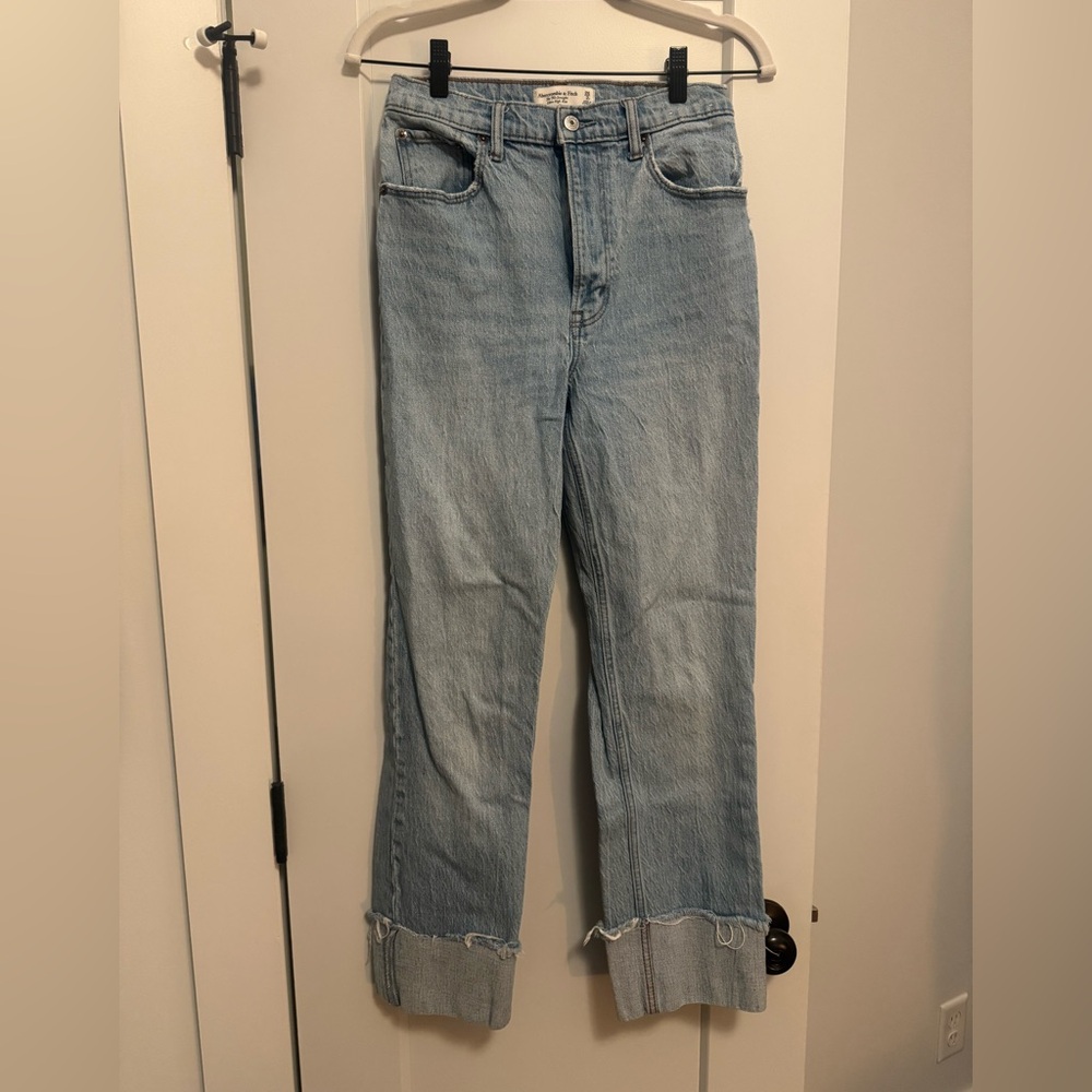 Abercrombie & Fitch Cuffed Hem Straight Leg Jeans